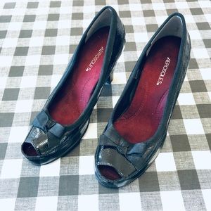 Aerosoles Black Peep-Toe Heels - Women’s 6
